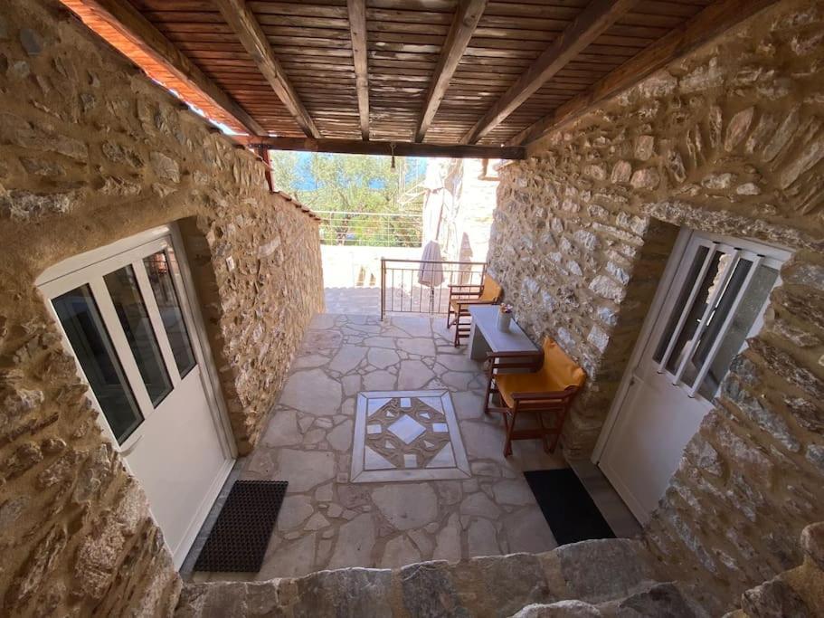 Villa Somatiana- Traditional Stone House , West Mani Thalamai Exterior photo